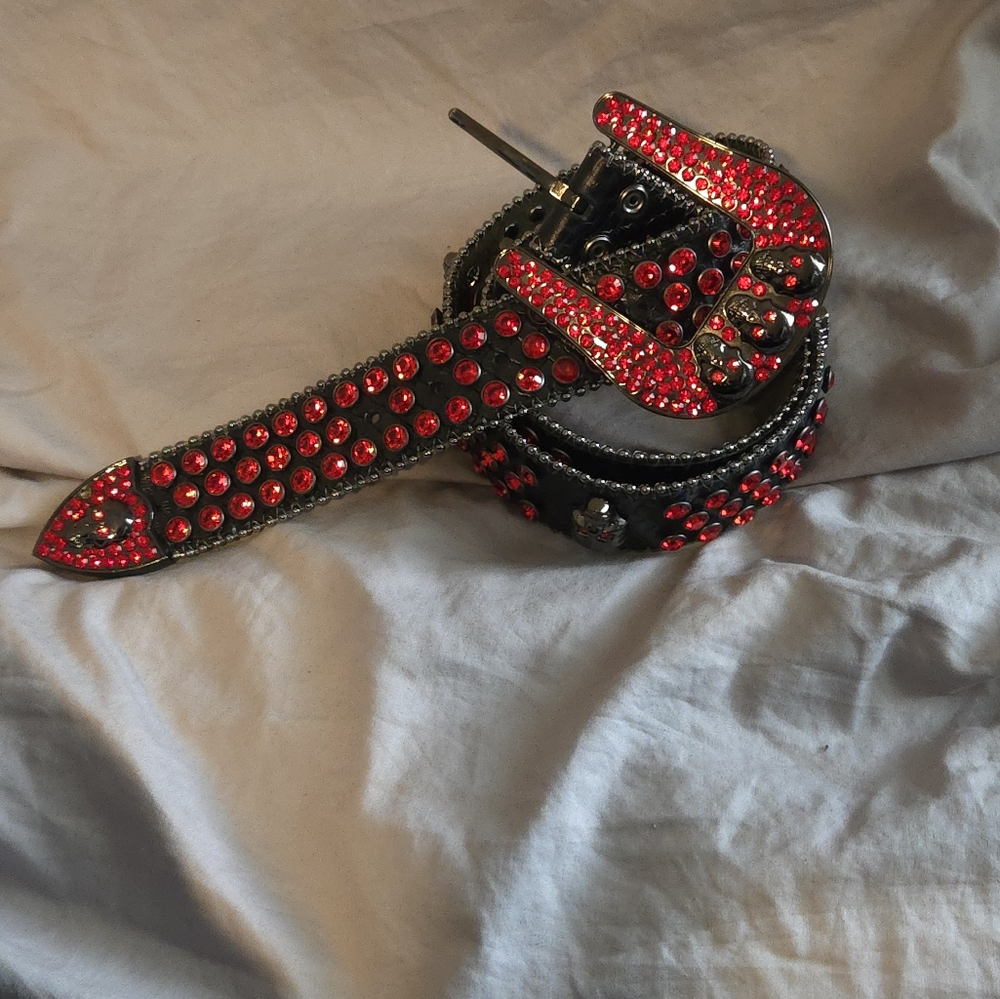 Hip hop skull belt